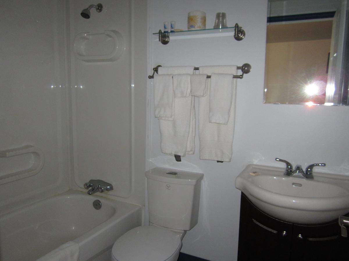 Nisutlin Trading Post Motel Teslin Номер фото